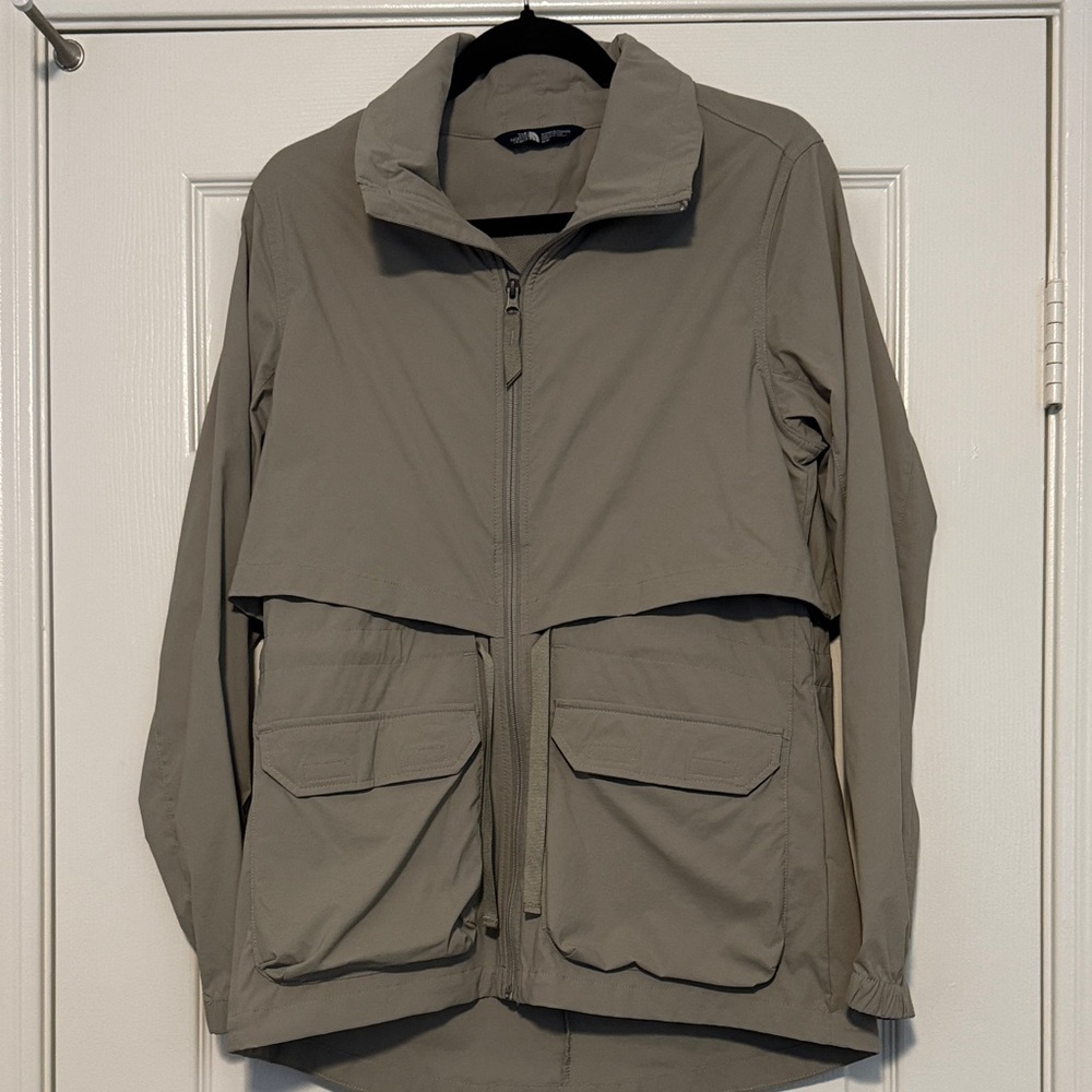 The North Face Women's grey/Tan Military Jacket